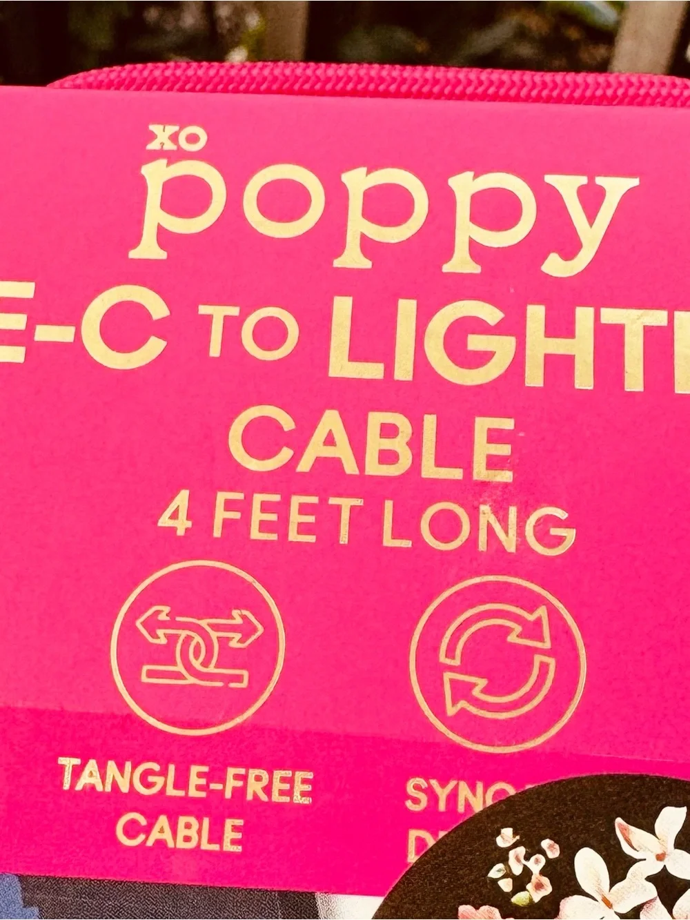 NIB 💞xo poppy Type-C to Lightning Cable - Hot Pink - 4 feet long